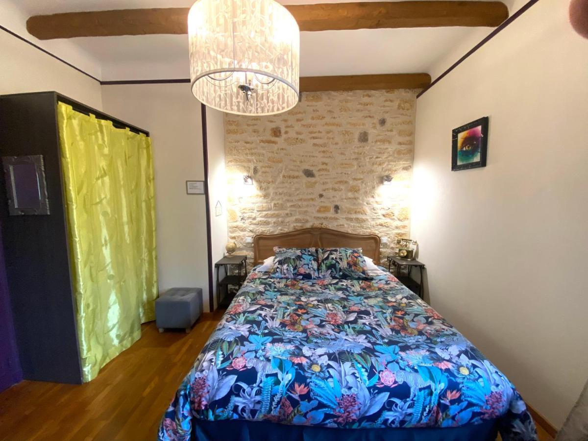 O Clair De Lune Au Coeur De Sarlat - Chambres Climatisees - Parking Prive - Piscine Chauffee - Spa Et Massages Εξωτερικό φωτογραφία