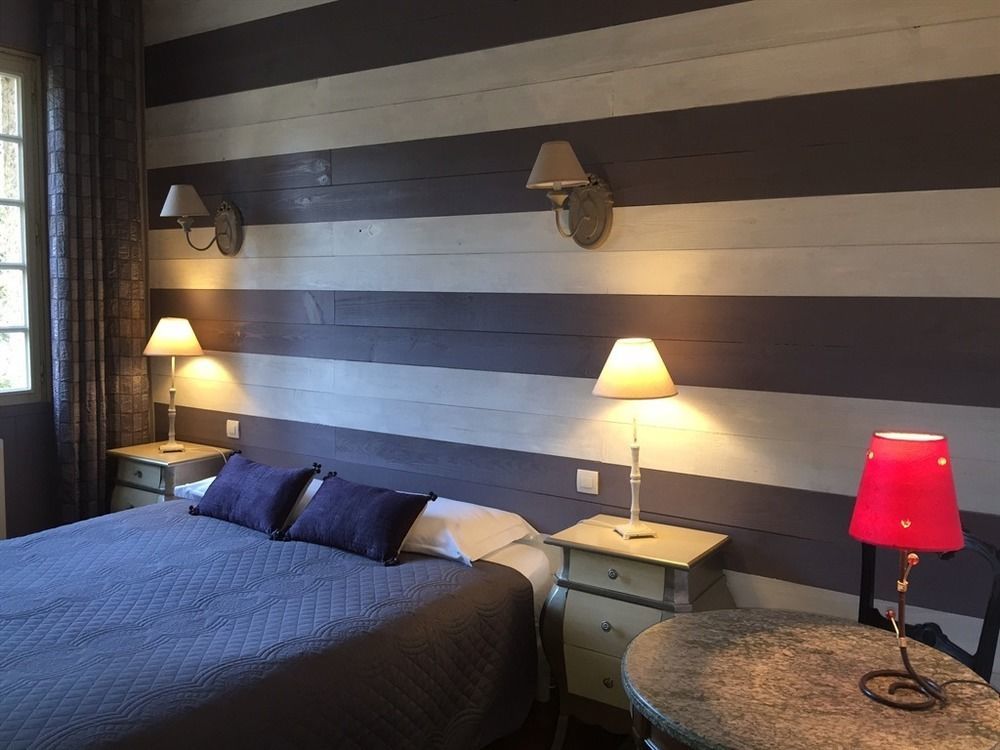 O Clair De Lune Au Coeur De Sarlat - Chambres Climatisees - Parking Prive - Piscine Chauffee - Spa Et Massages Εξωτερικό φωτογραφία